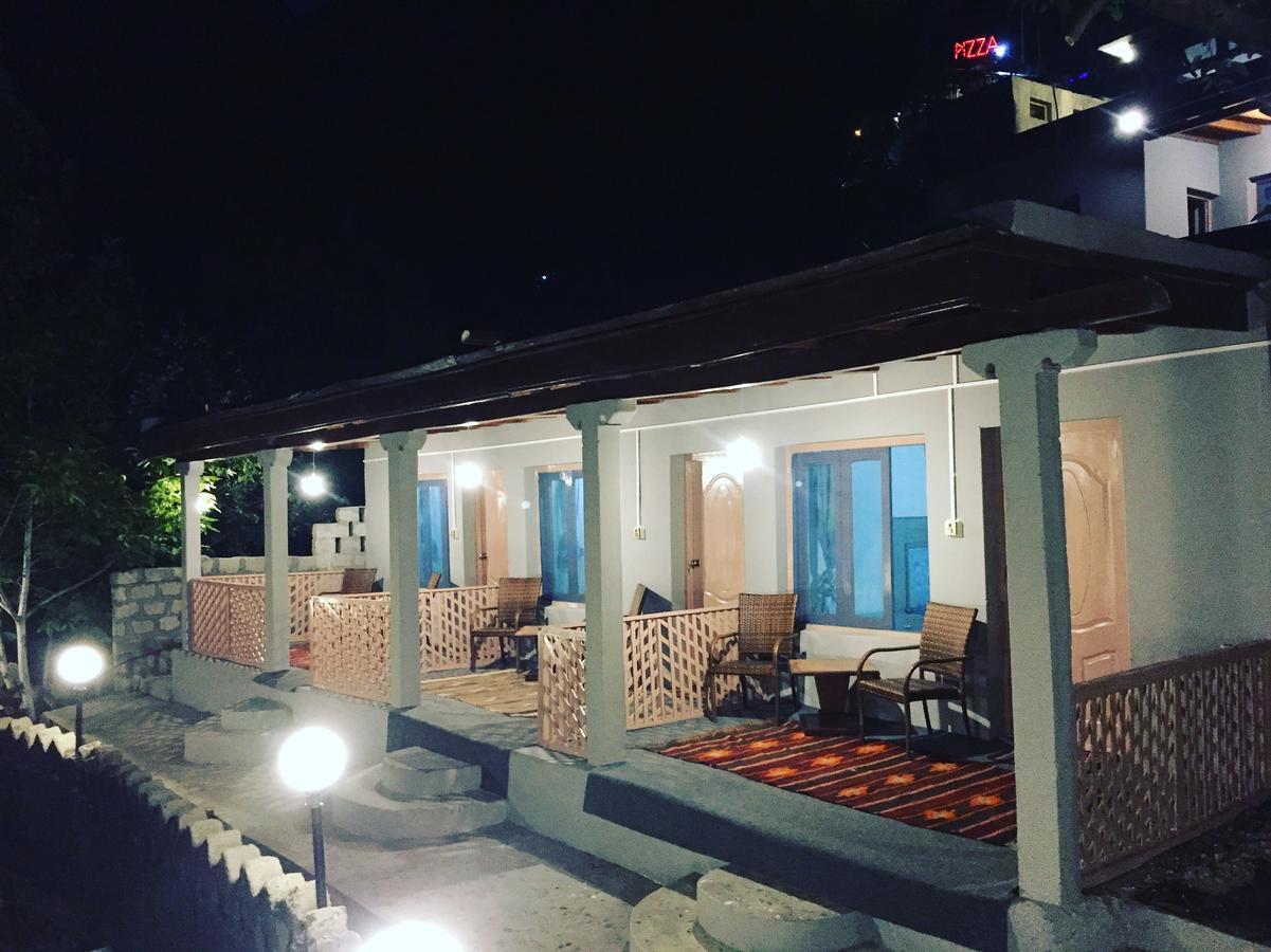 Baltit Heritage Inn Karimabad  Exterior photo
